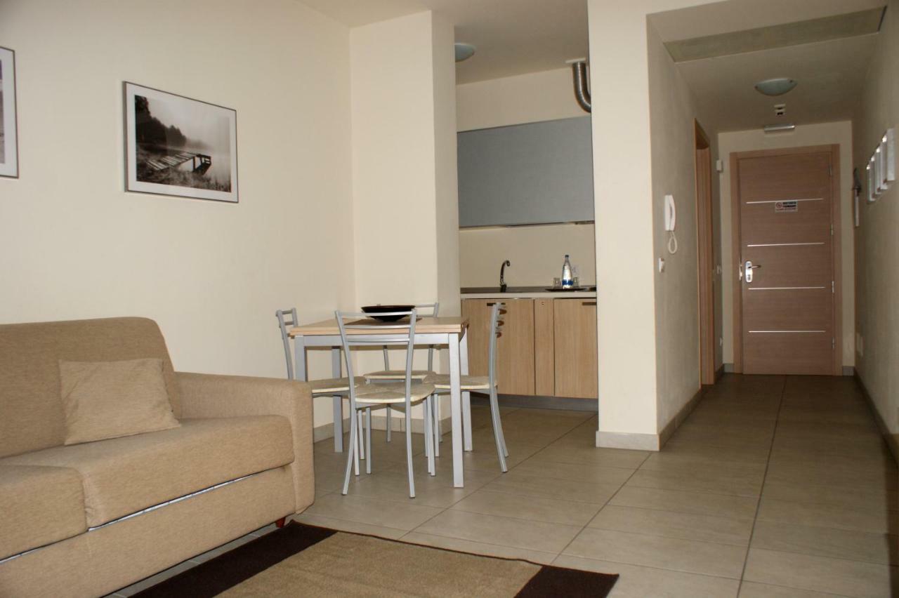 Residence Belmare Ріміні Екстер'єр фото